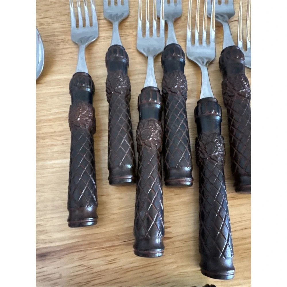 Tracy Porter Tiki Bamboo Resin Flatware Brown Tropical Stainless 21 Piece Set